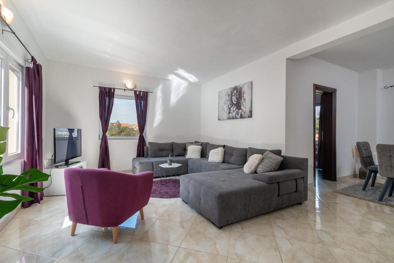 Holiday Villa Nostra Trogir Exterior photo