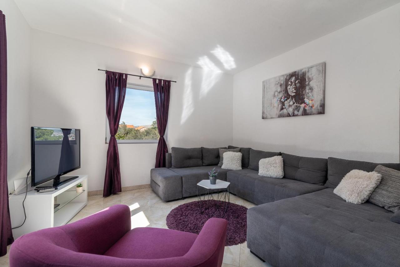 Holiday Villa Nostra Trogir Exterior photo