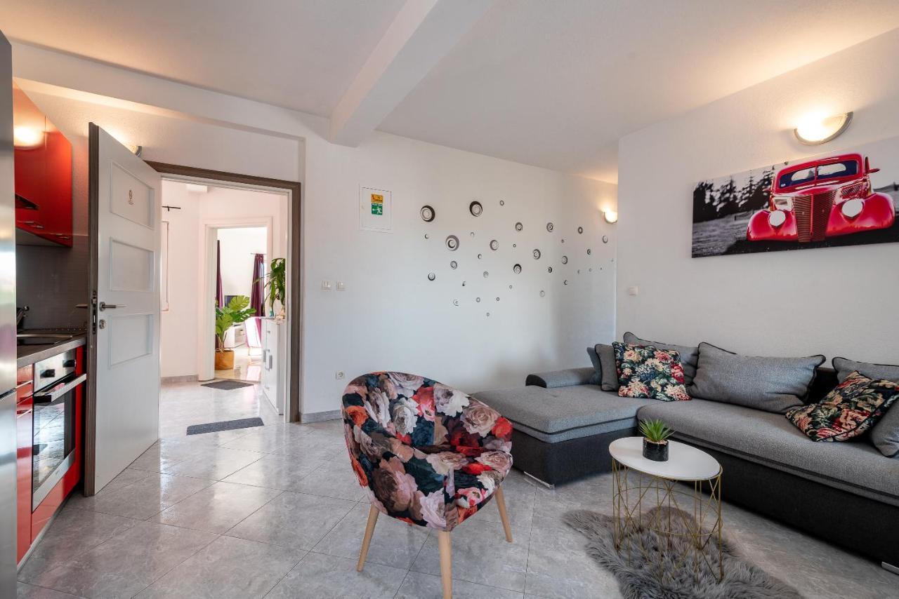 Holiday Villa Nostra Trogir Exterior photo